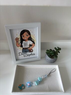 Done by Sophia Handmade Blue Bead Phone Charm